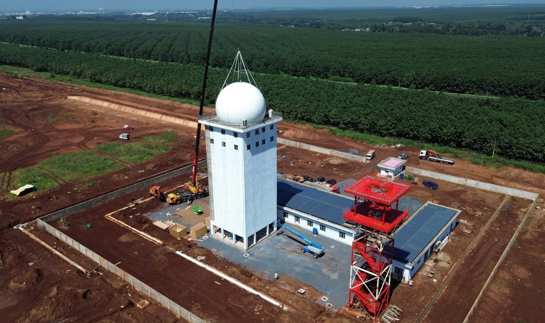 Siêu sân bay 16 tỷ USD lớn nhất Việt Nam chính thức hoàn thành 'đôi mắt thép'- Ảnh 1.