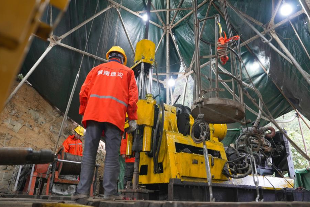 Tìm thấy mỏ vàng lớn trữ lượng vượt 1.000 tấn, trị giá 83 tỷ USD - ảnh 4