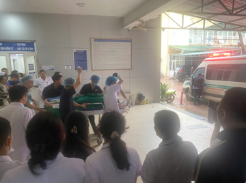 Bắt 'nóng' nghi phạm đâm trọng thương hai nhân viên y tế ở Nghệ An