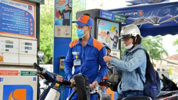 Giá xăng dầu giảm đồng loạt từ 15h chiều nay