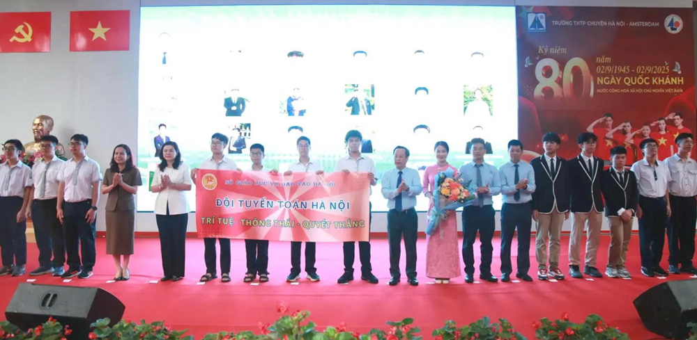 Ngôi trường có 9 <a style='text-decoration: none;' href='/HSG'>HSG</a> được ghi danh vào đội tuyển quốc gia: Diện tích gần 22.000m², là trường tư thục hot bậc nhất Hà Nội - ảnh 1