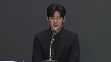 Kim Soo Hyun phải hầu tòa