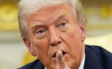 Phía sau khoảnh khắc ‘bùng nổ’ của Tổng thống Mỹ Trump với Nga