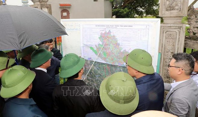 Ninh Bình khảo sát vị trí xây dựng sân bay quốc tế hơn 23.000 tỷ- Ảnh 1.