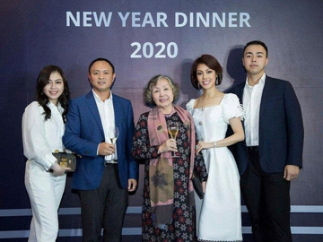 ‘Cậu cả’ kín tiếng kế thừa gia tộc nghìn tỷ nổi tiếng Việt Nam: Tốt nghiệp đại học danh tiếng, thừa hưởng ‘máu kinh doanh’ từ gia đình