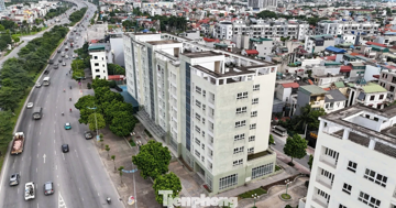 Người dân tại quảng trường phía Đông hồ Hoàn Kiếm được mua căn hộ tái định cư từ 28 triệu đồng/m2