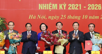 Thủ tướng mong hai tân Phó Thủ tướng và ba Bộ trưởng ‘dám nghĩ, dám làm’