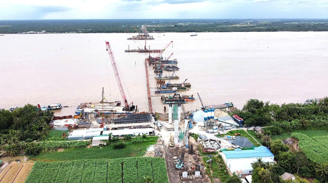 Cầu vượt sông 8.000 tỷ xoá bỏ toàn bộ các bến phà lâu đời, rút ngắn khoảng 80km từ miền Tây đến TP. HCM: Nỗ lực vượt khó hoàn thành đúng kế hoạch- Ảnh 1.