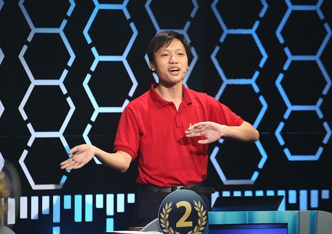 Quán quân Olympia có số điểm cao nhất trong lịch sử: Học trường chuyên hàng đầu cả nước, kỹ sư tại Google - ảnh 1