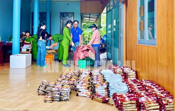 Phát hiện hơn 4 tấn nguyên liệu nghi làm cà phê giả, tạm giữ giám đốc công ty ở Gia Lai