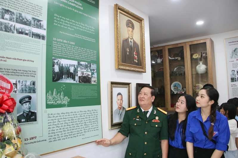 Thiếu tướng, AHLLVT nhân dân vừa được xây nhà tưởng niệm: Gắn liền với đơn vị chủ lực và tuyến đường Trường Sơn huyền thoại - ảnh 1