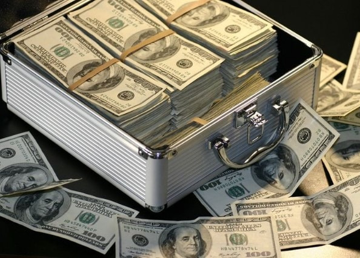 Đây là con số 'thần thánh' khiến giới siêu giàu sẵn sàng chi tới 15 triệu USD để mua bằng được biển số này