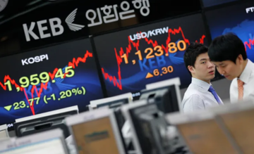 Dòng vốn tháo chạy với tốc độ chưa từng có, chuyện gì đã xảy ra tại nền kinh tế lớn thứ 4 châu Á?