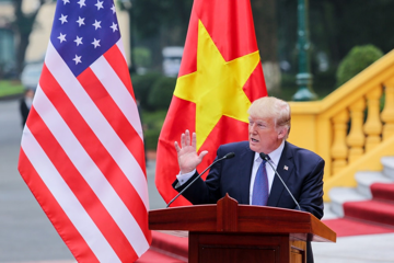 Một phút nắm trọn thị trường trước giờ giao dịch phiên 28/10: Tổng thống Donald Trump gỡ thuế 20% đối với một sản phẩm xuất khẩu chủ lực của Việt Nam