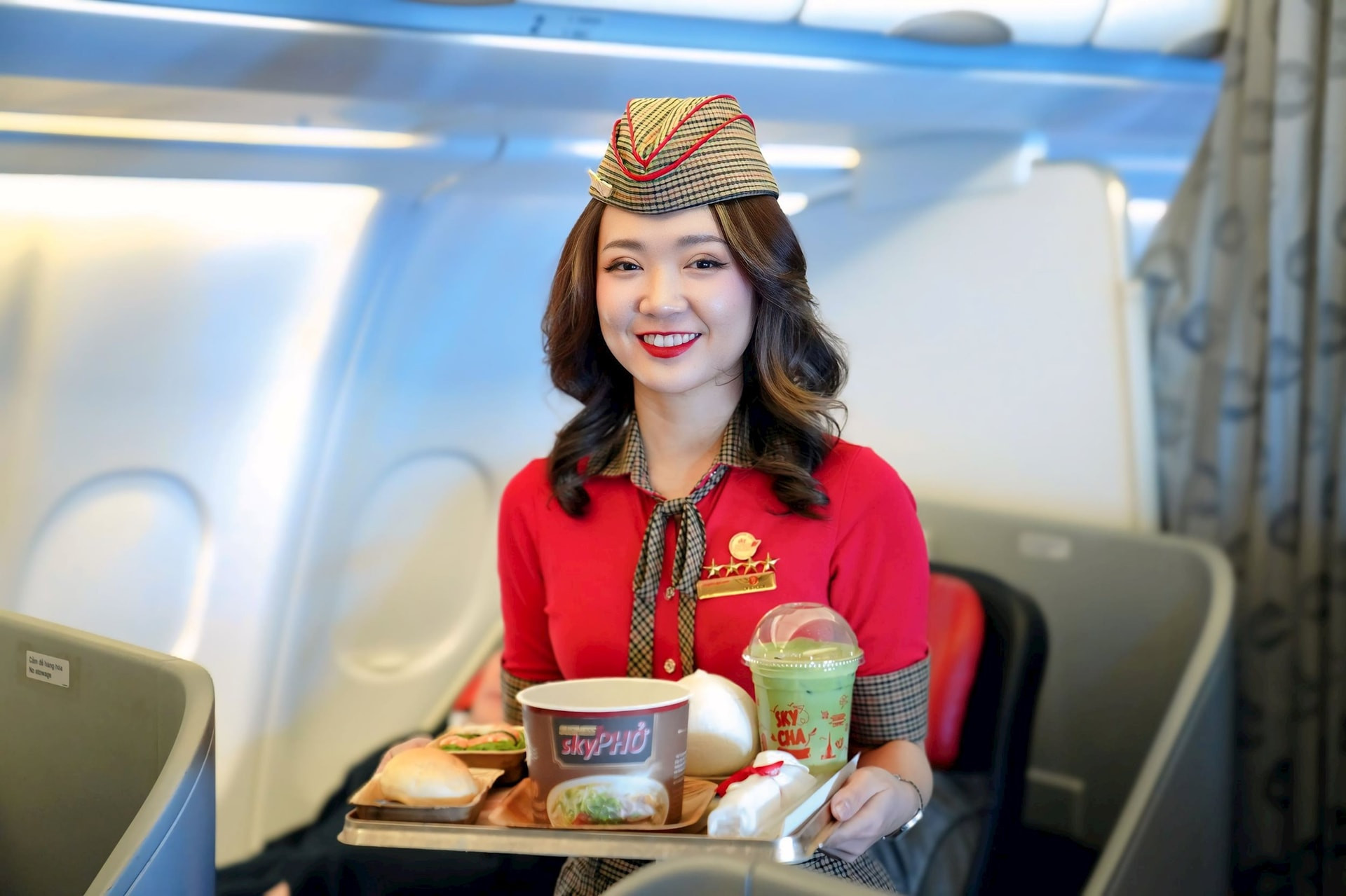Vietjet flight crew