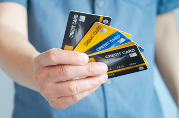 Cảnh báo chiêu lừa đảo mới khiến nhiều người mất tiền dù vẫn cầm thẻ trên tay