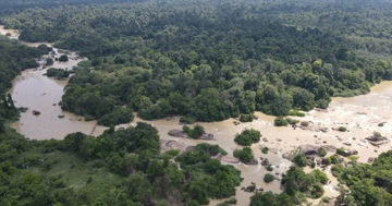 Rừng phòng hộ có bàu nước sôi, cảnh quan kỳ vĩ gặp khó trong quá trình trở thành khu du lịch sinh thái, nghỉ dưỡng