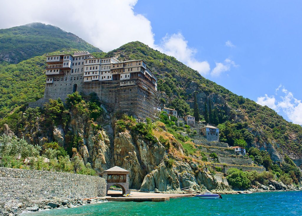 Quốc gia duy nhất không có phụ nữ, được UNESCO công nhận là di sản thế giới - ảnh 6