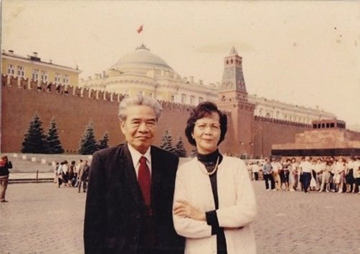 Gia đình hiếm hoi ở Việt Nam có 3 người được đặt tên cho các con đường ở Hà Nội, thế hệ kế cận làm Thiếu tướng, Giáo sư, Tiến sĩ