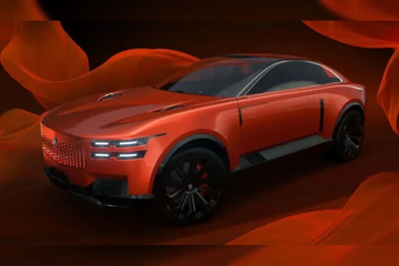 Toyota tung siêu phẩm Century Coupe sang chảnh với 60 lớp sơn, cửa trượt bất đối xứng, khoang ánh sáng laser