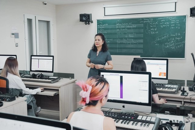 Gia tộc đại trí thức 6 đời nổi danh bậc nhất Việt Nam: Cụ tổ được đặt tên đường, thế hệ sau toàn những Giáo sư, Tiến sĩ, NSƯT nổi danh - ảnh 5