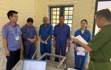 Vì sao Phó Giám đốc Bệnh viện Phổi Hà Nội bị bắt?