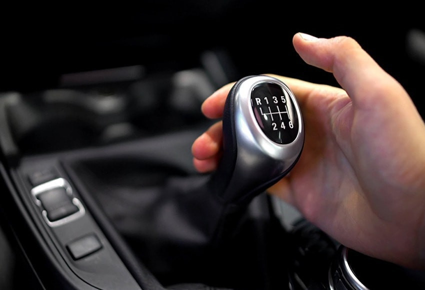 Xe số tự động dễ hỏng hơn khi lội nước. Ảnh minh họa