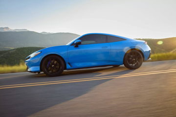 Mẫu xe thể thao nhiều điểm chung với Honda Civic này vừa ra mắt 1 tháng đã nhận 2.400 đơn hàng: Bất ngờ khách hàng chủ yếu là người đã lớn tuổi