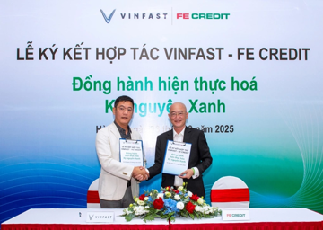 VinFast hợp tác FE Credit triển khai loạt ưu đãi dành cho người mua xe máy điện