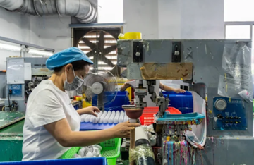 'Dè chừng' thỏa thuận thương mại với Mỹ, hàng loạt doanh nghiệp Trung Quốc đổ vốn sang Việt Nam và Đông Nam Á