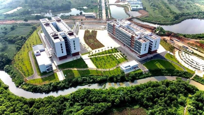 Trường đại học có nhiều Giáo sư, Phó Giáo sư nhất cả nước với hơn 600 người, liên tục ‘gây sốt’ bảng xếp hạng quốc tế - ảnh 2