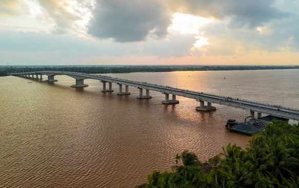 Cầu dây văng lớn thứ 2 Việt Nam, thuộc dự án 8.000 tỷ rút ngắn khoảng 80km từ miền Tây đến TP. HCM: Dần thành hình sau 1 năm khởi công- Ảnh 2.