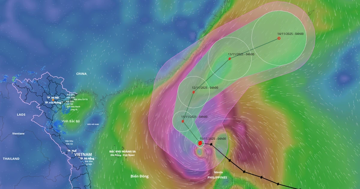 Cơn bão khổng lồ Fung-Wong vào Biển Đông