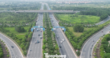 Hà Nội thực hiện cấm xe tải đi làn 1 trên trục Nhật Tân - Nội Bài trong tháng 11