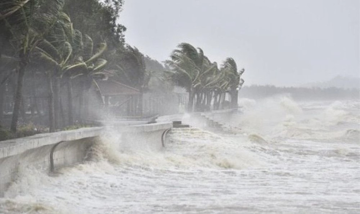Biển Đông có thể đón 1-2 cơn bão, cảnh báo hiện tượng thời tiết nguy hiểm