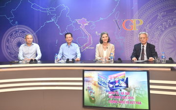 TỔNG THUẬT: Tọa đàm “Kinh tế-xã hội Việt Nam 2021-2025: Chống chịu và bứt phá”