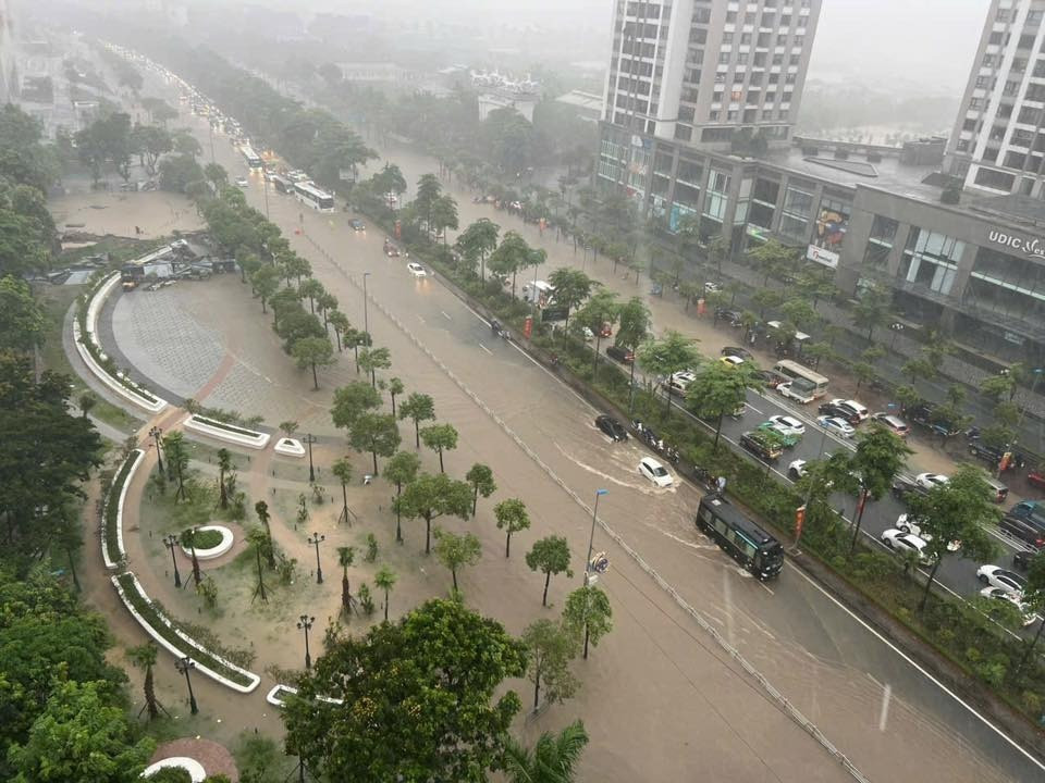 Khu đô thị Ciputra bị ngập úng vào thời điểm 8 vừa qua. Nguồn ảnh: Internet