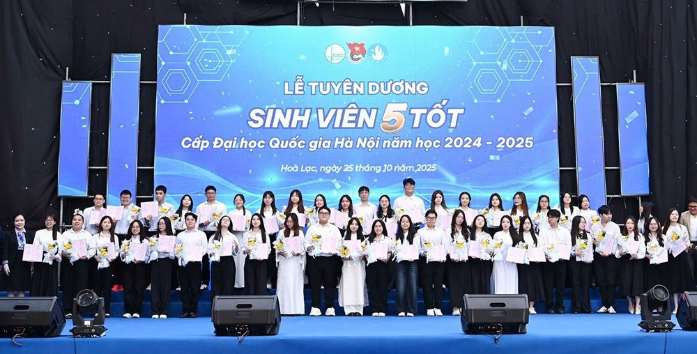 Ngôi trường có 14 Giáo sư, 75 Phó Giáo sư, 6 Phó Hiệu trưởng, 3 người là Giám đốc bệnh viện Trung ương - ảnh 3