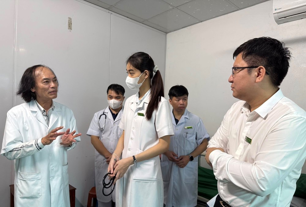 Giáo sư nổi tiếng hàng đầu ngành Y Việt Nam: Từng là thủ khoa bác sĩ nội trú, cố vấn của Hội Bệnh phổi Nhi Thế giới - ảnh 3