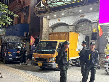 Cập nhật mới nhất từ Thẩm mỹ viện Mailisa Hà Nội: Thêm xe tải đang chờ trước cửa