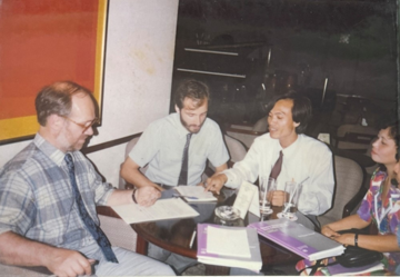 Giáo sư nổi tiếng hàng đầu ngành Y Việt Nam: Từng là thủ khoa bác sĩ nội trú, cố vấn của Hội Bệnh phổi Nhi Thế giới