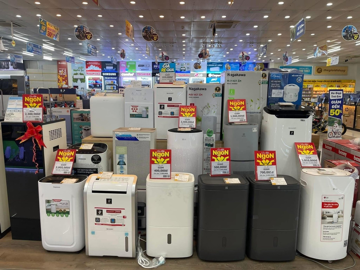 Hiếm thấy giữa tháng 11: Người dân Hà Nội dốc hầu bao mua máy hút ẩm, ưu tiên sản phẩm '3 trong 1'