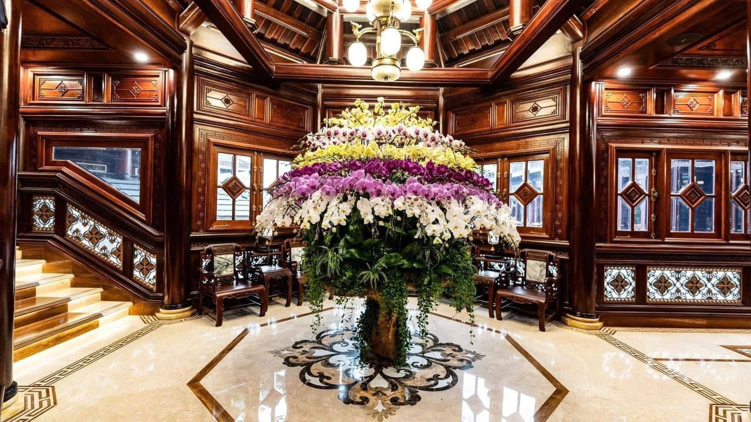 Căn biệt phủ 4.000m2 giữa lòng TP của vợ chồng Mailisa: Mất 5 năm xây dựng, toàn bằng gỗ quý với nội thất xa hoa đắt đỏ- Ảnh 3.