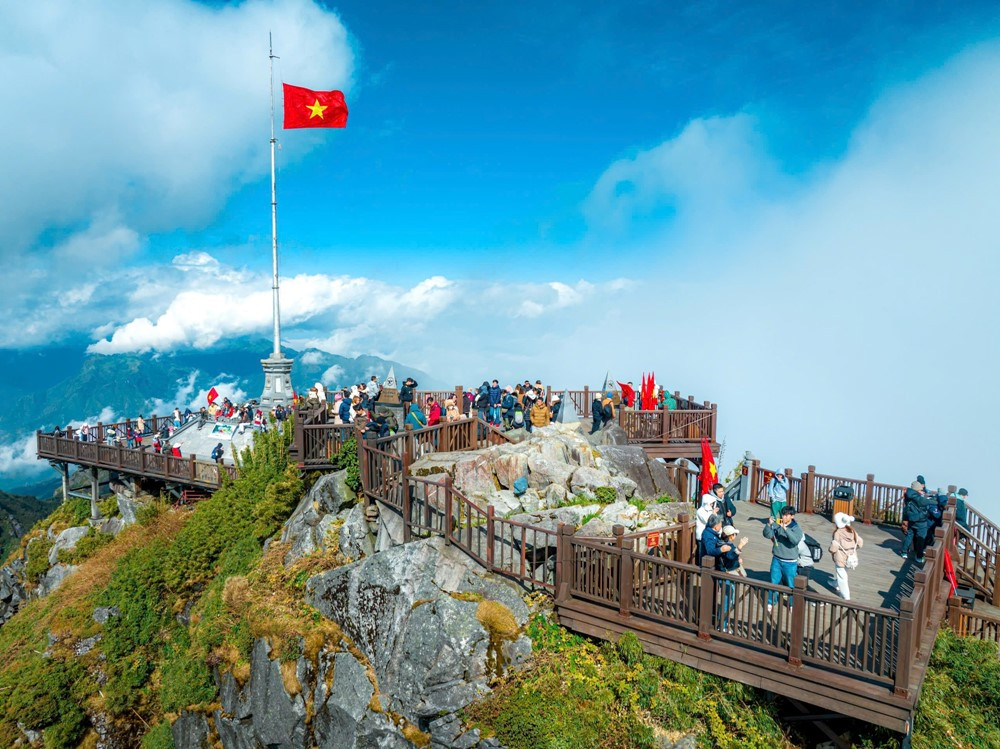 Hot hơn cả Đà Lạt, đây mới là nơi được ví như 'Thụy Sĩ thu nhỏ của Việt Nam' - ảnh 2