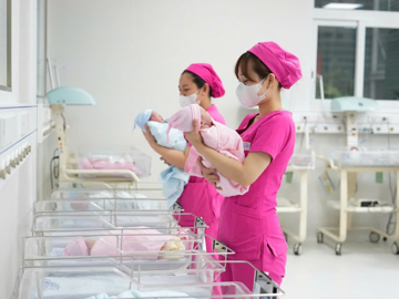 Đề xuất hỗ trợ tối đa 13 triệu đồng cho mỗi bé chào đời để khuyến sinh