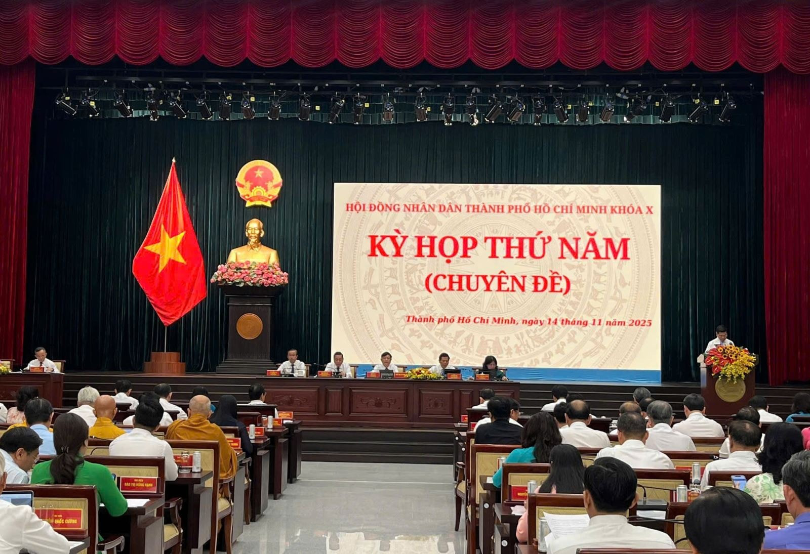 Dự án bồi thường, GPMB khu liên hợp thể thao Rạch Chiếc được đề xuất dừng chủ trương đầu tư- Ảnh 1.