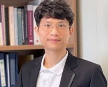 Giáo sư Việt được cấp quốc tịch Hàn Quốc theo diện nhân tài xuất sắc