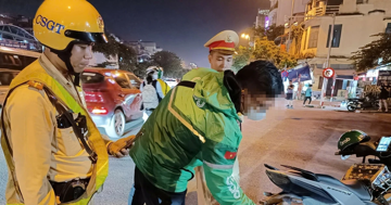 Hơn 830 giấy phép lái xe bị trừ hết điểm