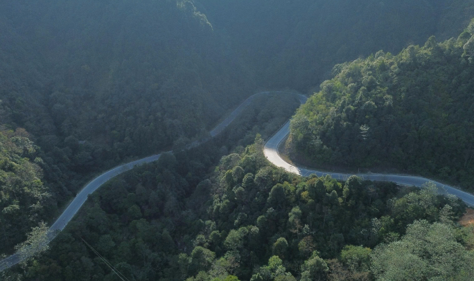 Chính thức động thổ hầm đường bộ cao nhất Việt Nam: Vốn đầu tư hơn 3.000 tỷ, rút ngắn thời gian chinh phục vua đèo Tây Bắc chỉ còn vài phút- Ảnh 1.