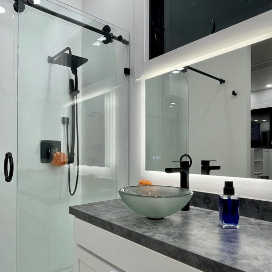 Có gì bên trong căn hộ đi thuê 37m2 của tỷ phú giàu bậc nhất thế giới Elon Musk?- Ảnh 5.